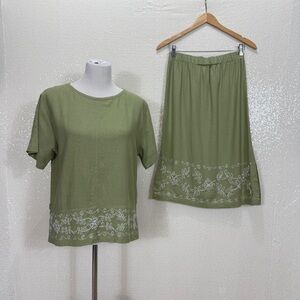 Nativewear Designs Green Rayon Embroidered Top & Skirt Set Medium Boho